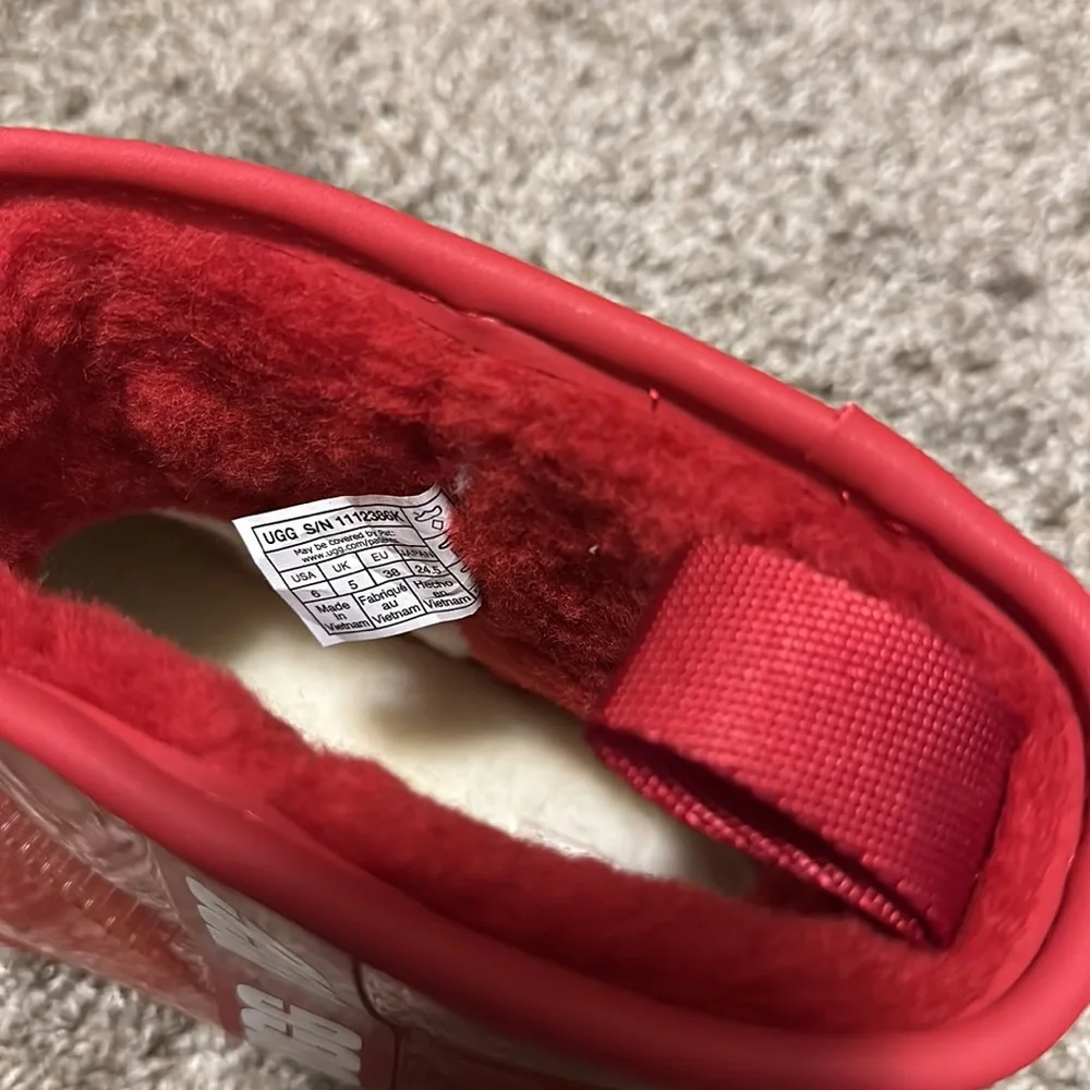Ugg Classic Clear Mini, Samba Red boots - Picture 6 of 6